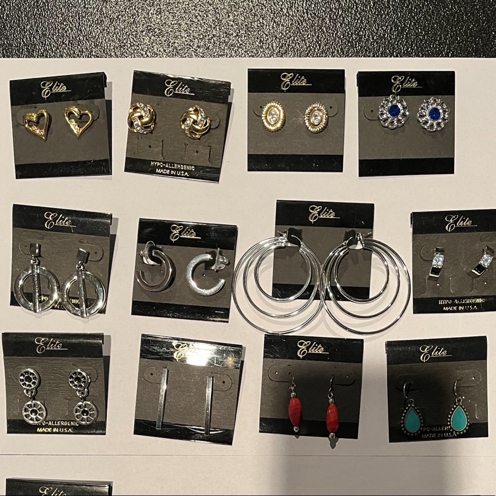 Bundle of 12 pairs of earrings in assorted styles